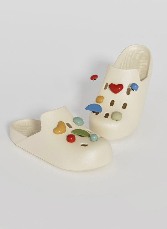 Alexis Unisex Vented Clogs (With Jibbitz)